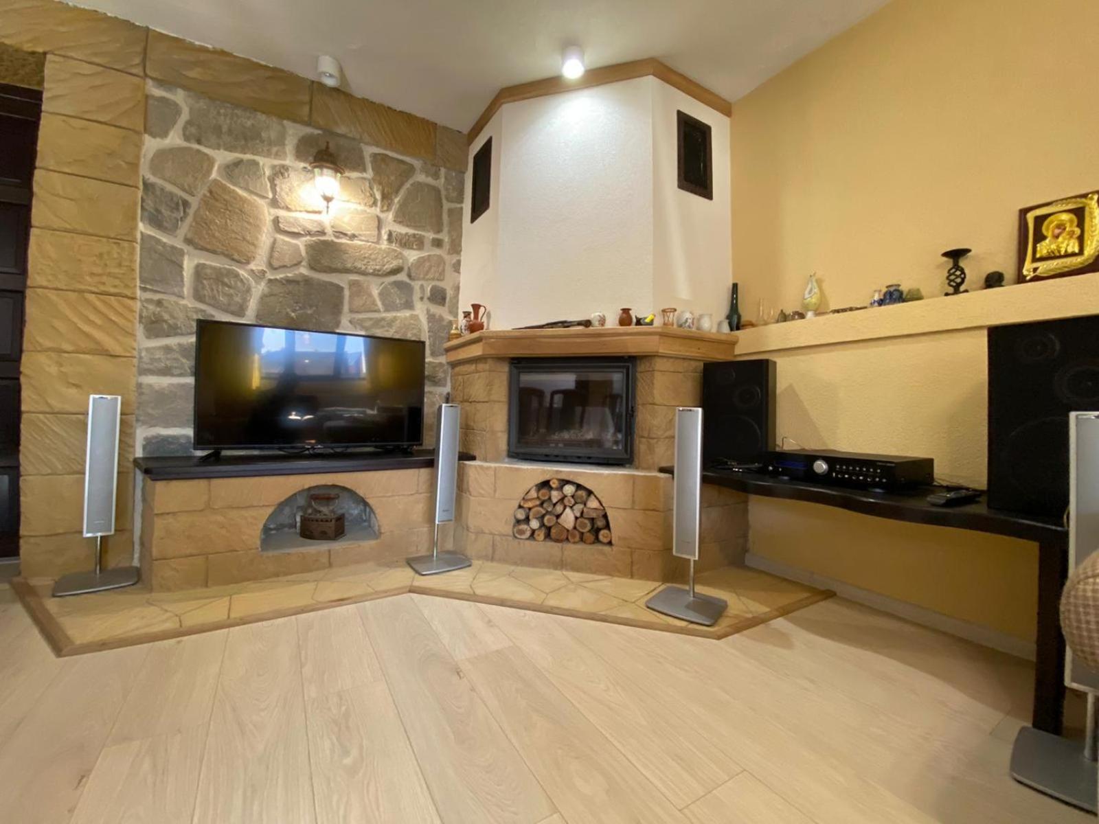 Casa Polen Comarnic Villa Kültér fotó